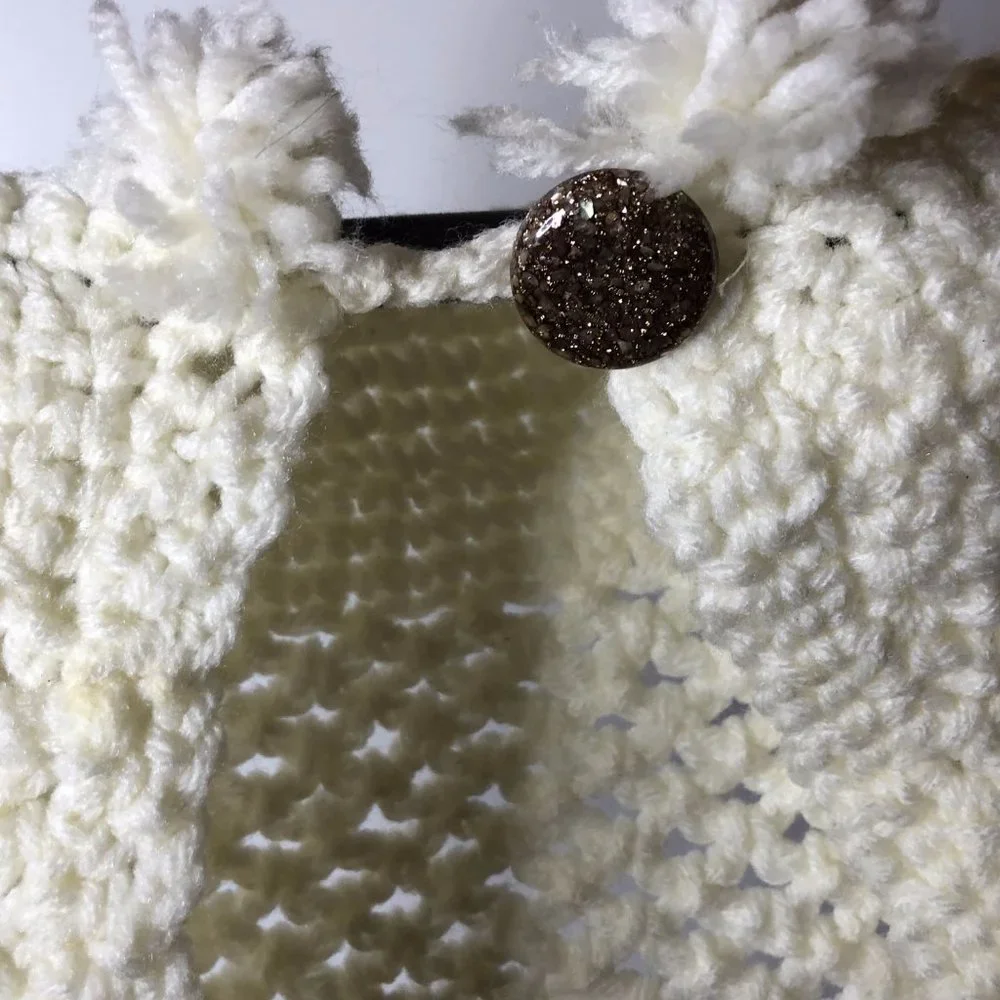 Vintage Handmade Cream Button Top Shawl Size 25x14